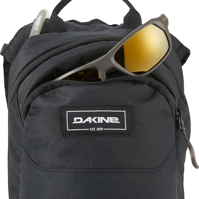 Dakine Session 8L Bike Hydration Backpack - Black